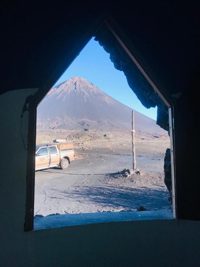 Pensao Repouso Alegre Turismo E Aventura Panzió Portela Kültér fotó